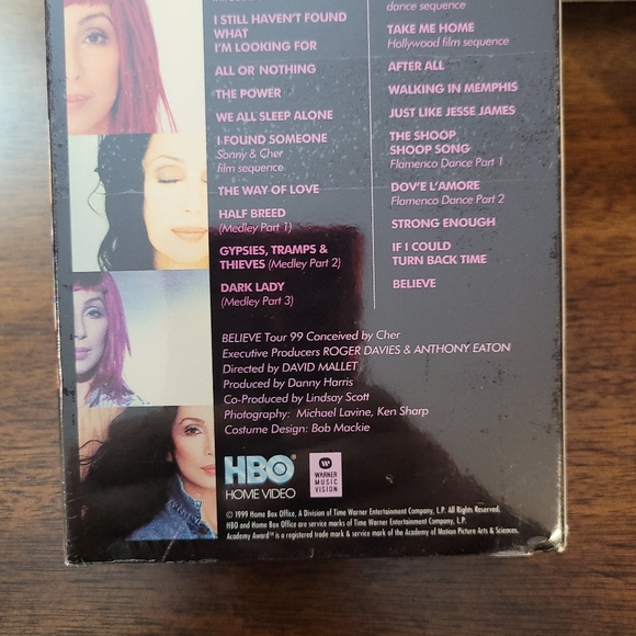 Cher live in Concert VHS - Picture 4 of 6
